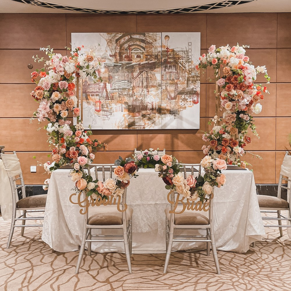 4-tips-for-decorating-your-wedding-reception-on-a-budget-2